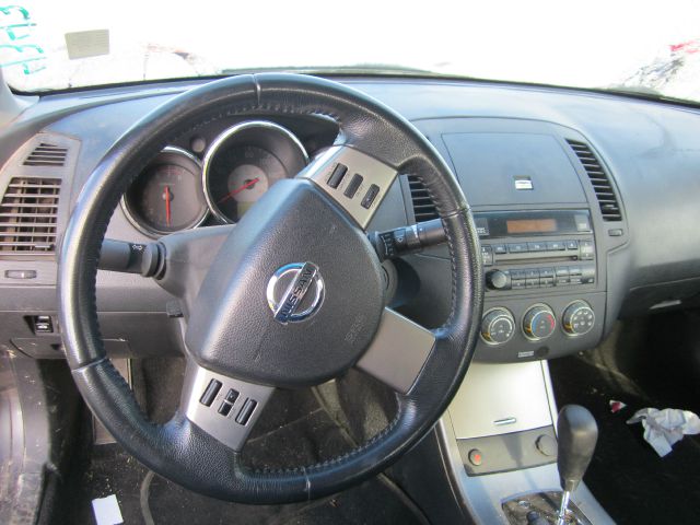 2006 Nissan Altima Pickupslt Quad Cab SWB 4WD 4x4 Truck