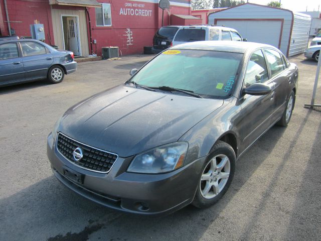 2006 Nissan Altima Pickupslt Quad Cab SWB 4WD 4x4 Truck