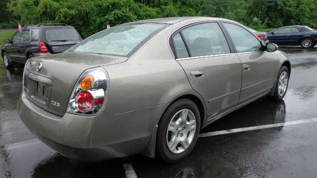 2006 Nissan Altima Pickupslt Quad Cab SWB 4WD 4x4 Truck