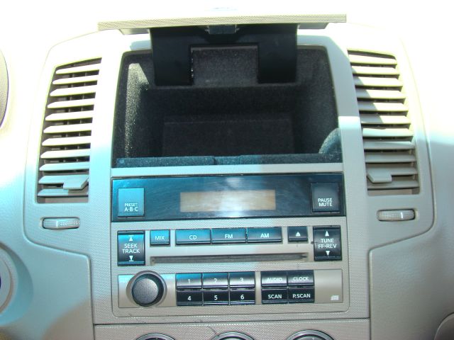 2006 Nissan Altima Pickupslt Quad Cab SWB 4WD 4x4 Truck