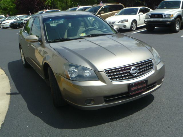 2006 Nissan Altima Pickupslt Quad Cab SWB 4WD 4x4 Truck