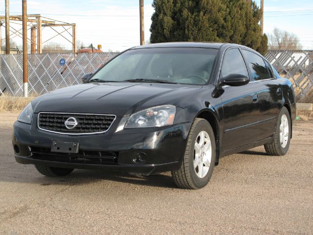 2006 Nissan Altima Convertible 6 SPD NAVI