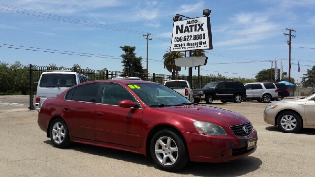 2006 Nissan Altima Pickupslt Quad Cab SWB 4WD 4x4 Truck