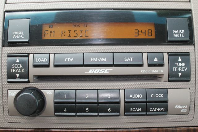 2006 Nissan Altima ST Pickup 4D 5 1/2 Ft