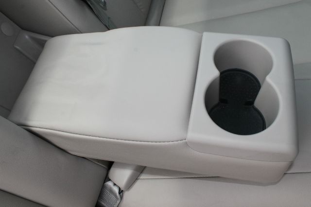 2006 Nissan Altima ST Pickup 4D 5 1/2 Ft