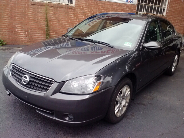 2006 Nissan Altima Pickupslt Quad Cab SWB 4WD 4x4 Truck