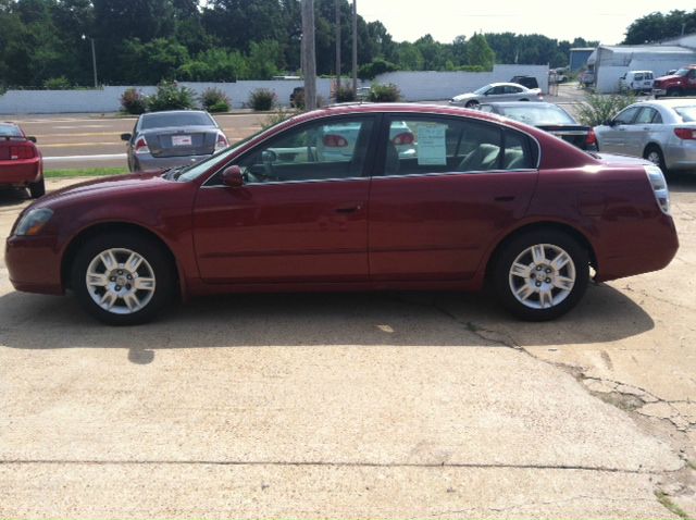 2006 Nissan Altima Pickupslt Quad Cab SWB 4WD 4x4 Truck