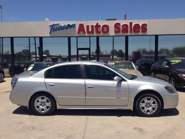 2006 Nissan Altima Pickupslt Quad Cab SWB 4WD 4x4 Truck