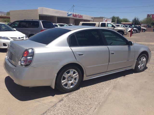 2006 Nissan Altima Pickupslt Quad Cab SWB 4WD 4x4 Truck