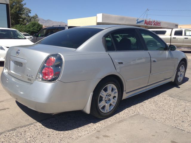 2006 Nissan Altima Pickupslt Quad Cab SWB 4WD 4x4 Truck