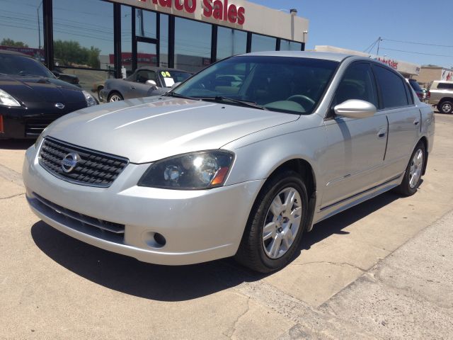 2006 Nissan Altima Pickupslt Quad Cab SWB 4WD 4x4 Truck