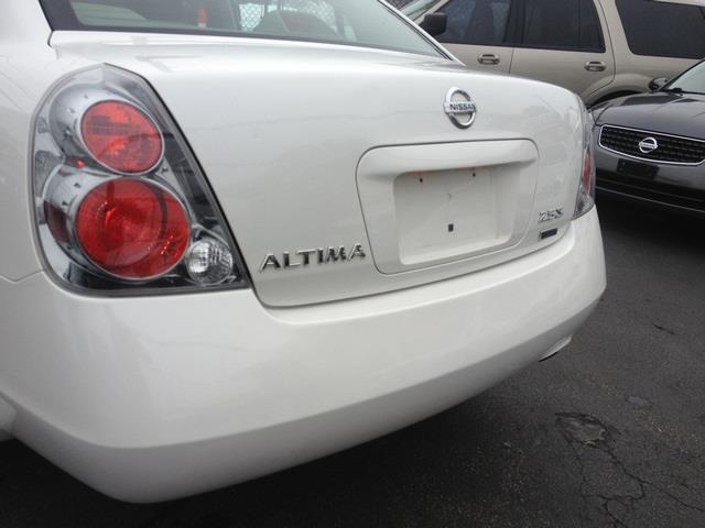 2006 Nissan Altima GS-R