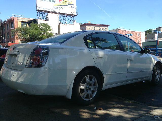2006 Nissan Altima Pickupslt Quad Cab SWB 4WD 4x4 Truck