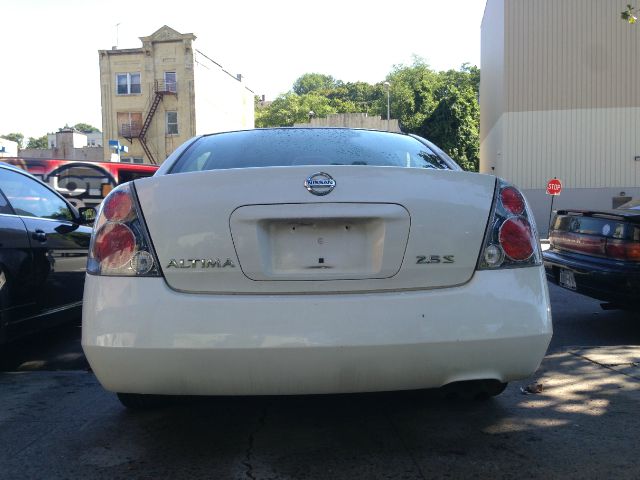2006 Nissan Altima Pickupslt Quad Cab SWB 4WD 4x4 Truck