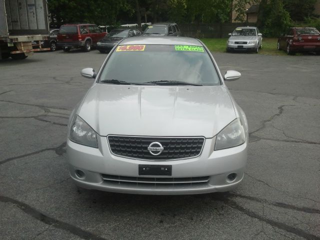 2006 Nissan Altima Pickupslt Quad Cab SWB 4WD 4x4 Truck