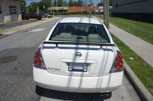 2006 Nissan Altima Pickupslt Quad Cab SWB 4WD 4x4 Truck