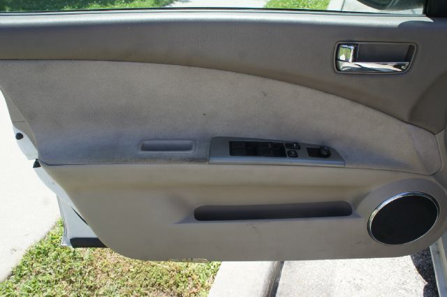 2006 Nissan Altima Pickupslt Quad Cab SWB 4WD 4x4 Truck