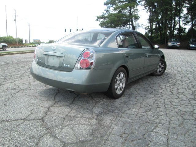 2006 Nissan Altima Pickupslt Quad Cab SWB 4WD 4x4 Truck