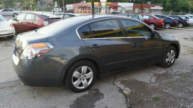 2007 Nissan Altima Pickupslt Quad Cab SWB 4WD 4x4 Truck