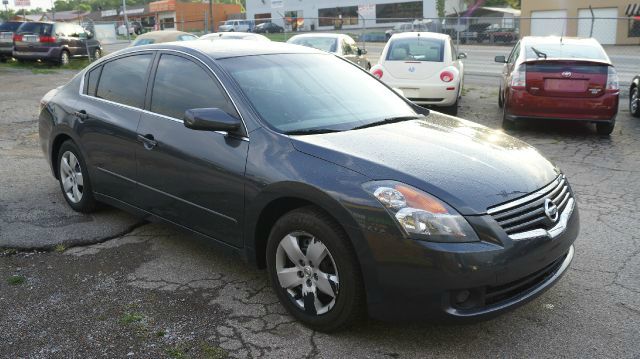 2007 Nissan Altima Pickupslt Quad Cab SWB 4WD 4x4 Truck