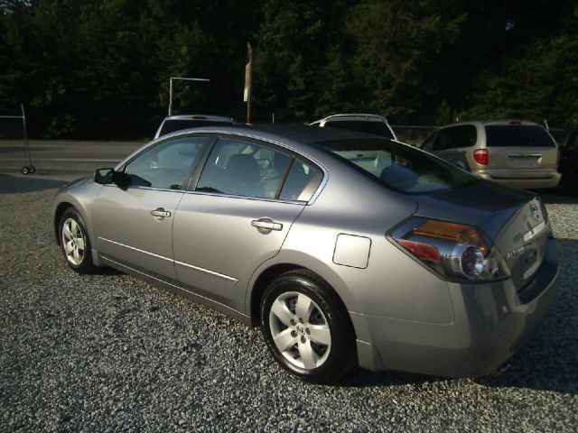 2007 Nissan Altima Pickupslt Quad Cab SWB 4WD 4x4 Truck