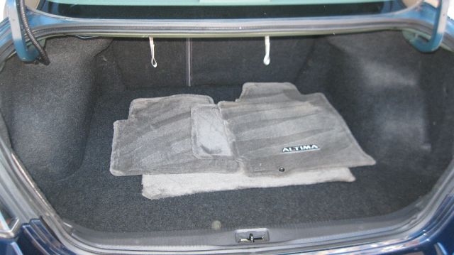 2007 Nissan Altima Pickupslt Quad Cab SWB 4WD 4x4 Truck