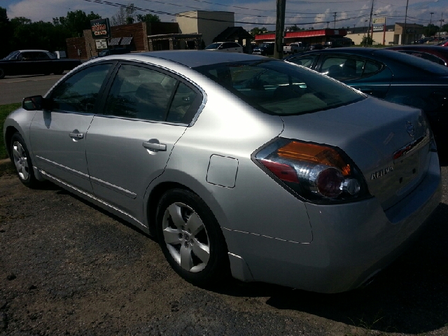 2007 Nissan Altima Pickupslt Quad Cab SWB 4WD 4x4 Truck