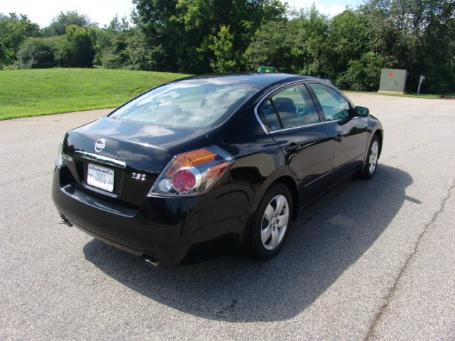 2007 Nissan Altima Pickupslt Quad Cab SWB 4WD 4x4 Truck