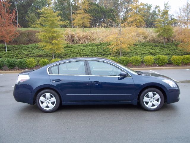 2007 Nissan Altima Pickupslt Quad Cab SWB 4WD 4x4 Truck