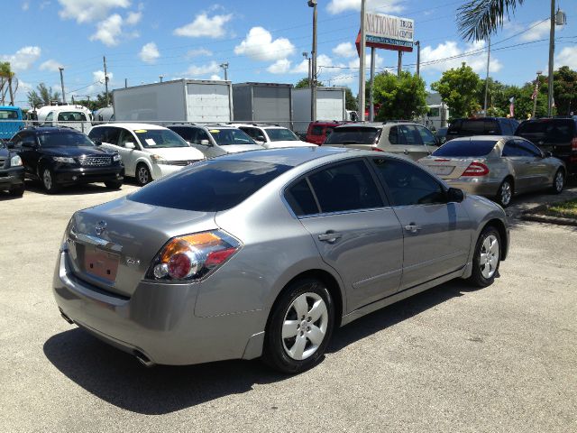 2007 Nissan Altima Pickupslt Quad Cab SWB 4WD 4x4 Truck