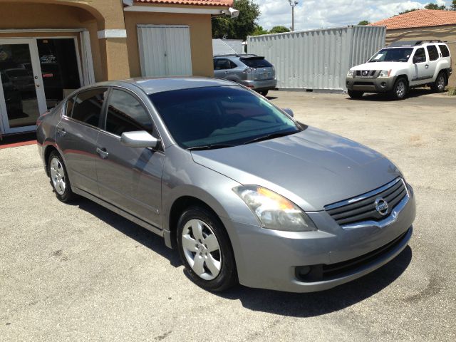 2007 Nissan Altima Pickupslt Quad Cab SWB 4WD 4x4 Truck