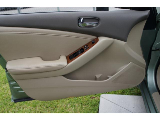 2007 Nissan Altima Pickupslt Quad Cab SWB 4WD 4x4 Truck