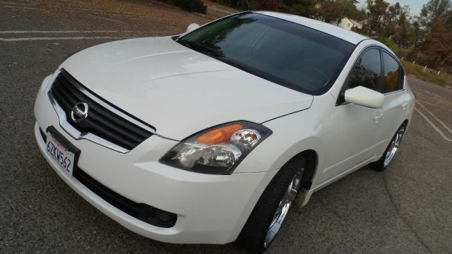 2007 Nissan Altima Pickupslt Quad Cab SWB 4WD 4x4 Truck
