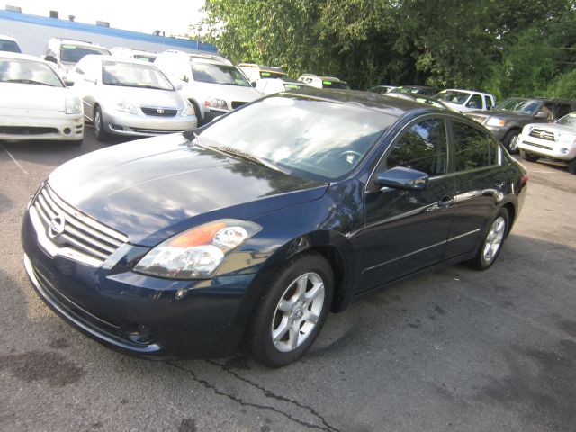 2007 Nissan Altima Pickupslt Quad Cab SWB 4WD 4x4 Truck