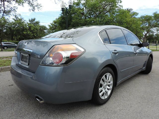 2007 Nissan Altima Pickupslt Quad Cab SWB 4WD 4x4 Truck