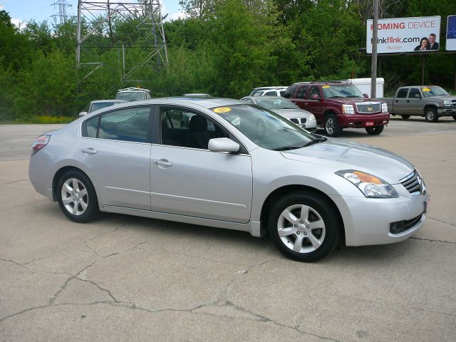 2007 Nissan Altima Pickupslt Quad Cab SWB 4WD 4x4 Truck