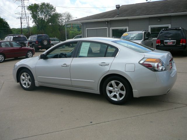 2007 Nissan Altima Pickupslt Quad Cab SWB 4WD 4x4 Truck