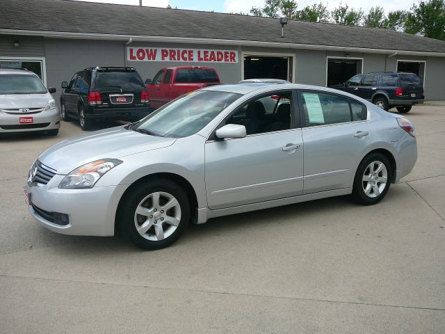 2007 Nissan Altima Pickupslt Quad Cab SWB 4WD 4x4 Truck