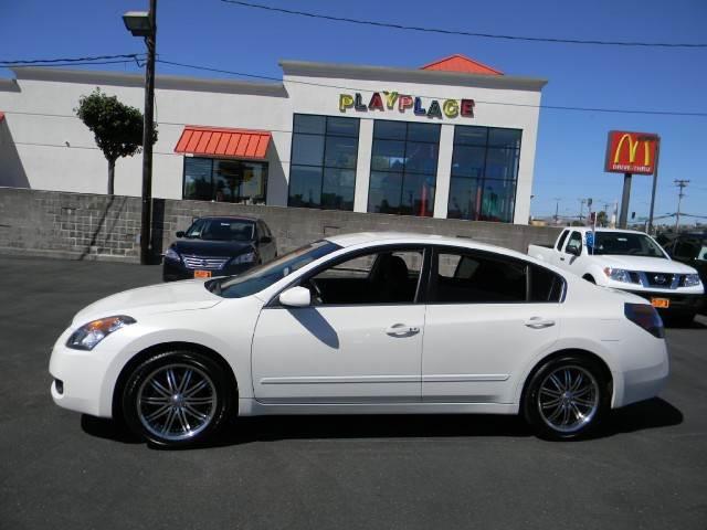 2007 Nissan Altima 4x4 Truck