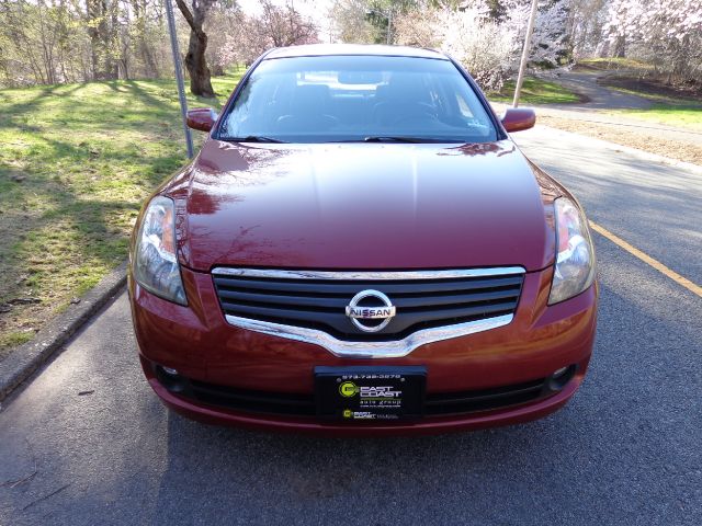 2007 Nissan Altima 4WD Crew Cab Short Box LT1 4x4 Truck