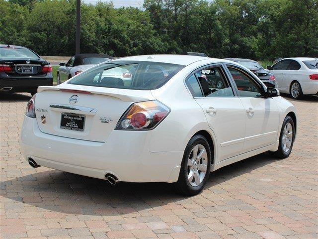 2007 Nissan Altima Laramie Extended Cab