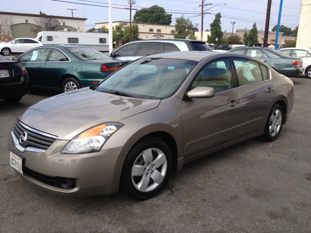 2007 Nissan Altima Pickupslt Quad Cab SWB 4WD 4x4 Truck
