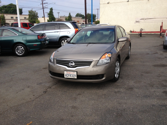 2007 Nissan Altima Pickupslt Quad Cab SWB 4WD 4x4 Truck
