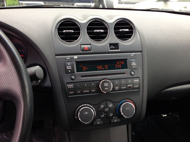 2007 Nissan Altima Pickupslt Quad Cab SWB 4WD 4x4 Truck