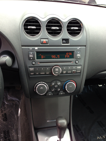 2007 Nissan Altima Pickupslt Quad Cab SWB 4WD 4x4 Truck