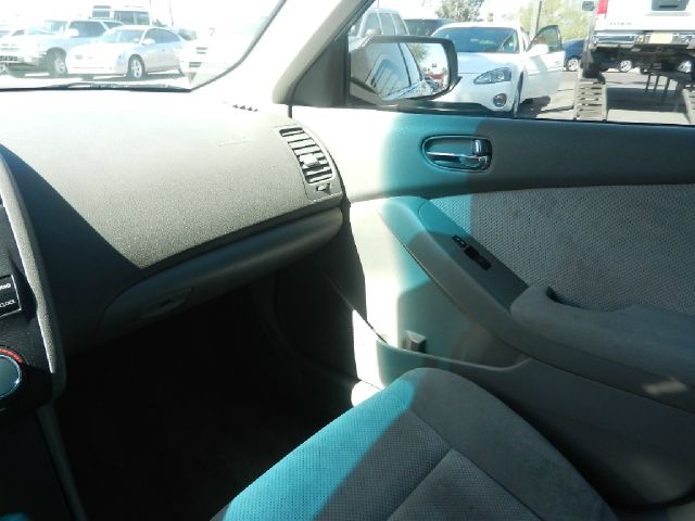 2007 Nissan Altima Pickupslt Quad Cab SWB 4WD 4x4 Truck