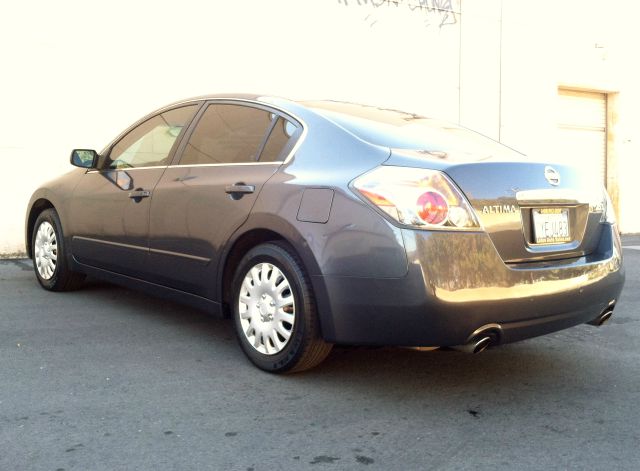 2007 Nissan Altima Pickupslt Quad Cab SWB 4WD 4x4 Truck