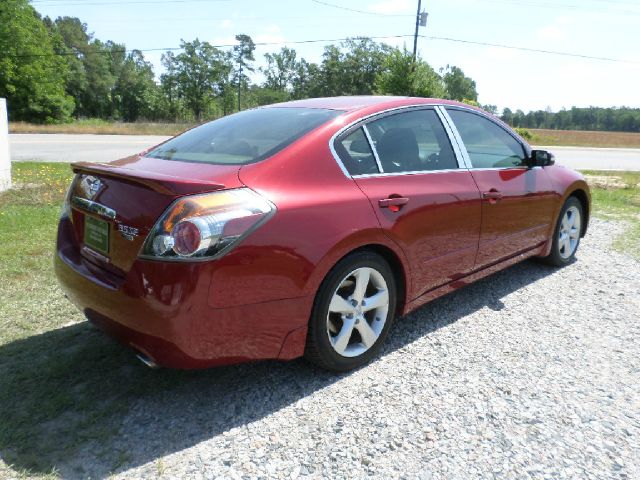 2007 Nissan Altima 4dr 2.9L Twin Turbo AWD W/3rd Row