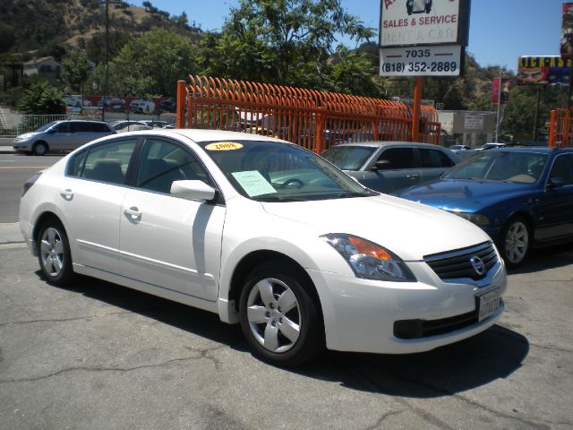 2008 Nissan Altima Pickupslt Quad Cab SWB 4WD 4x4 Truck
