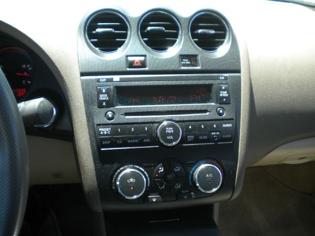 2008 Nissan Altima Pickupslt Quad Cab SWB 4WD 4x4 Truck